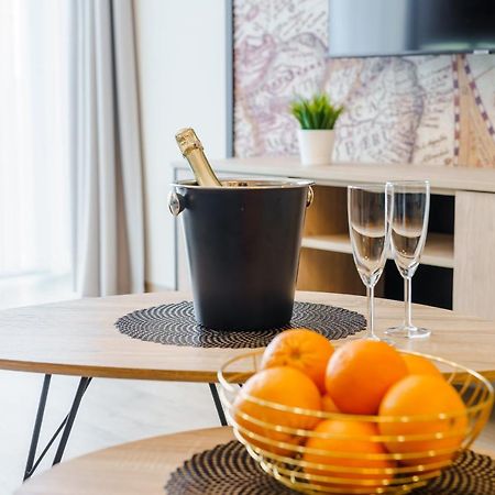 Perlowa Przystan Rent - Classic Gold & Silver Apartment โควอบเซก ภายนอก รูปภาพ