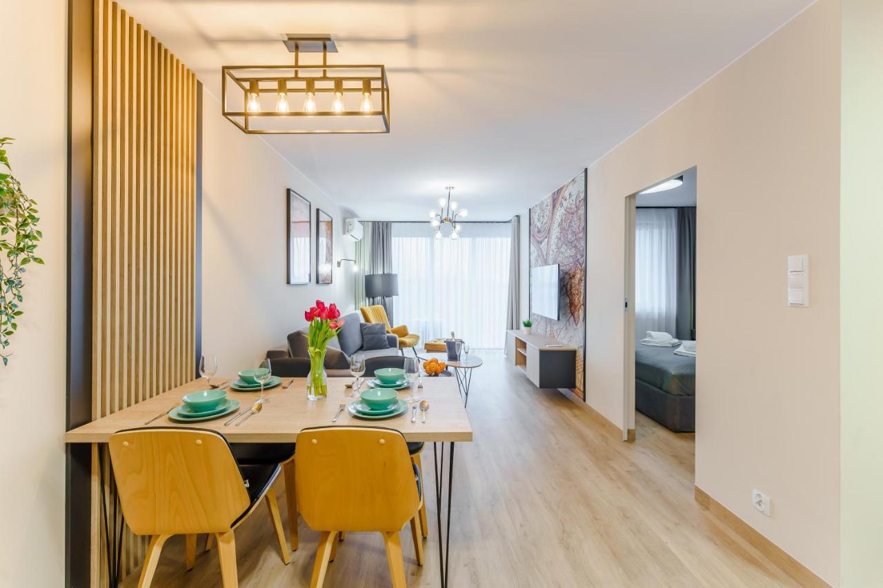 Perlowa Przystan Rent - Classic Gold & Silver Apartment โควอบเซก ภายนอก รูปภาพ