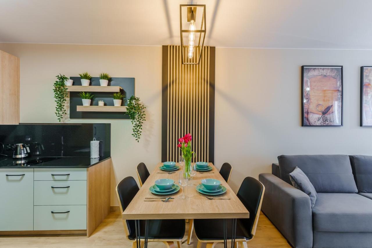 Perlowa Przystan Rent - Classic Gold & Silver Apartment โควอบเซก ภายนอก รูปภาพ