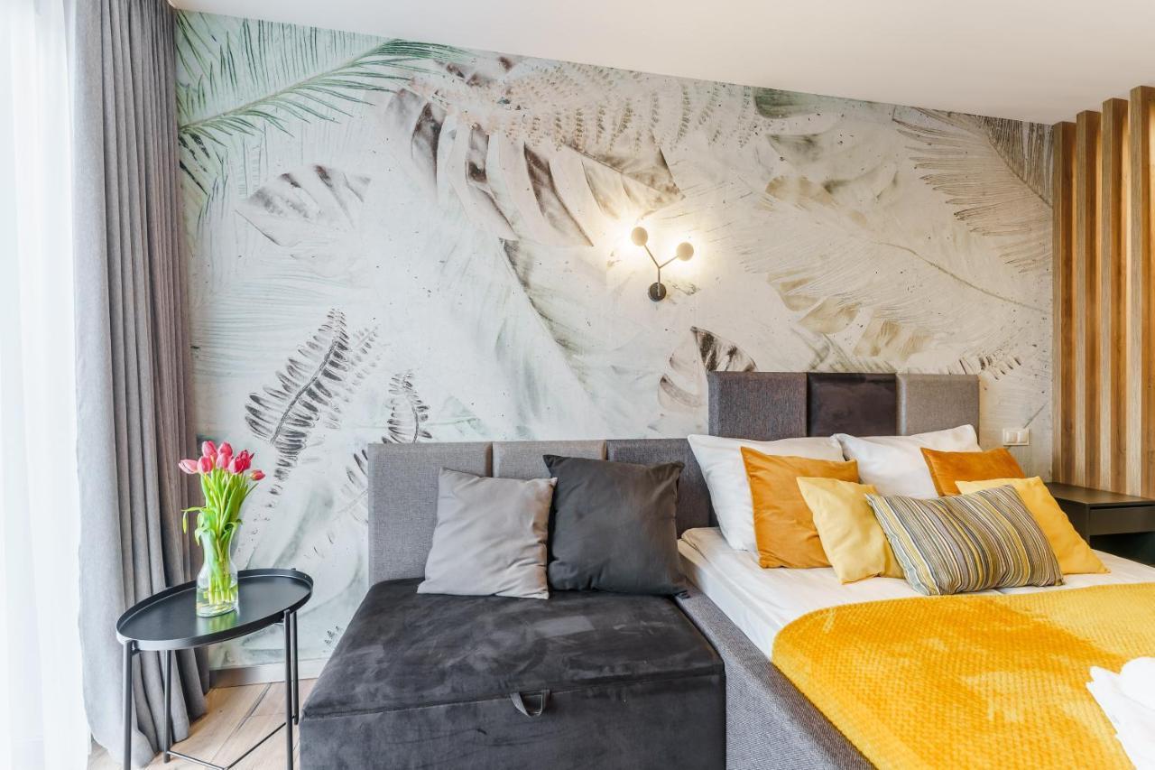 Perlowa Przystan Rent - Classic Gold & Silver Apartment โควอบเซก ภายนอก รูปภาพ