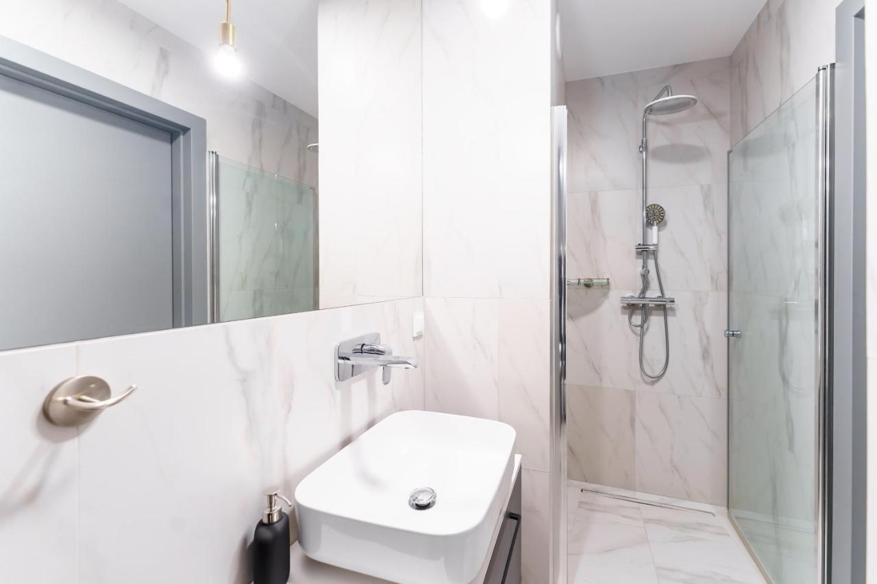 Perlowa Przystan Rent - Classic Gold & Silver Apartment โควอบเซก ภายนอก รูปภาพ