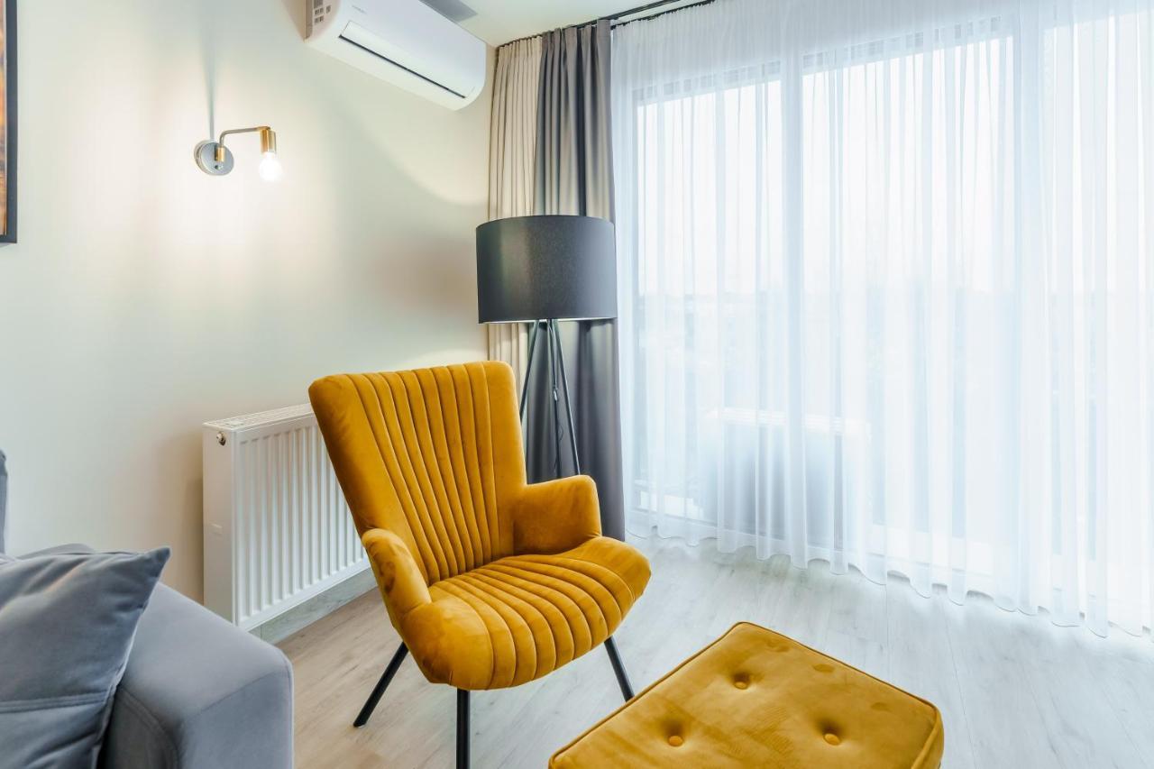 Perlowa Przystan Rent - Classic Gold & Silver Apartment โควอบเซก ภายนอก รูปภาพ