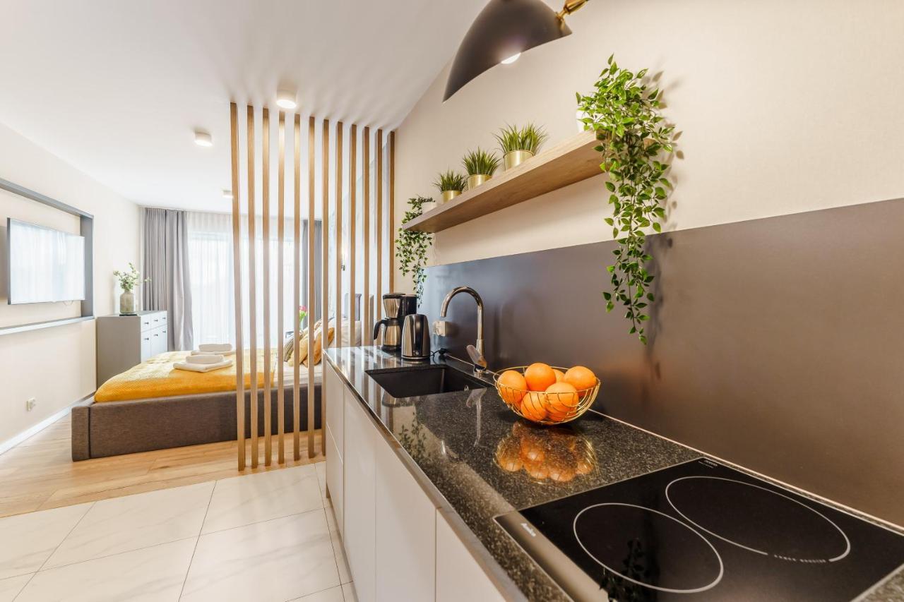 Perlowa Przystan Rent - Classic Gold & Silver Apartment โควอบเซก ภายนอก รูปภาพ
